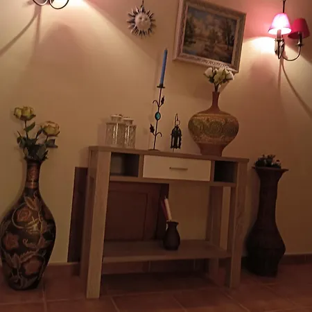 Sol De La Vega * Albarracín